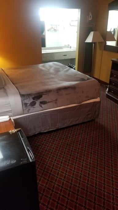 Osu Queen Bed Hotel Room 217 Wi-Fi Stillwater Kültér fotó